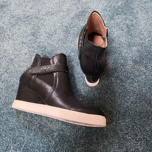 Linea Paola Learher Boots Size 7